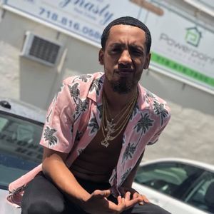 Meet your Posher, Roberto